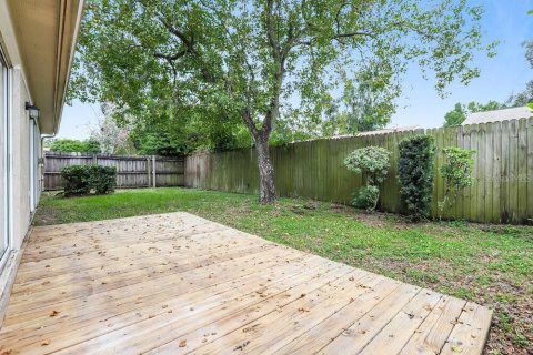 House in Valrico, Florida 3 bedrooms, 148.18 sq.m. № 2396396 - photo 16