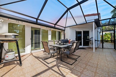 Купить виллу или дом в Серфсайд, Флорида 3 спальни, 191.47м2, № 2006904 - фото 27