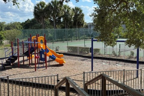 Copropriété à vendre à Haines City, Floride: 2 chambres, 107.02 m2 № 2098282 - photo 18
