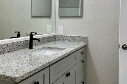 Copropriété à vendre à Haines City, Floride: 2 chambres, 107.02 m2 № 2098282 - photo 8