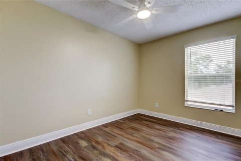 Villa ou maison à louer à Tampa, Floride: 4 chambres, 168.25 m2 № 1813696 - photo 30