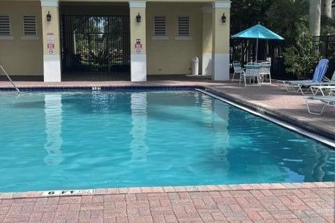 Touwnhouse à louer à Jupiter, Floride: 3 chambres, 129.04 m2 № 2085628 - photo 28
