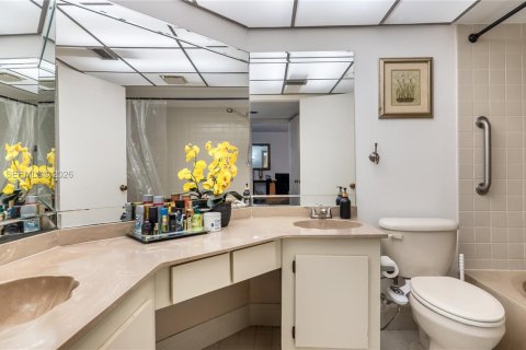 Condominio en venta en Plantation, Florida, 2 dormitorios, 111.2 m2 № 2023878 - foto 22