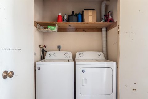 Condominio en venta en Plantation, Florida, 2 dormitorios, 111.2 m2 № 2023878 - foto 17