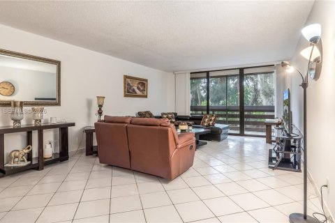 Condominio en venta en Plantation, Florida, 2 dormitorios, 111.2 m2 № 2023878 - foto 26