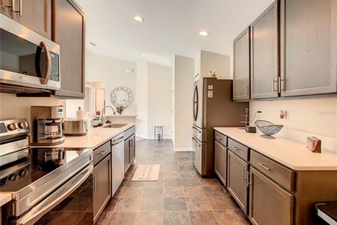 Casa en alquiler en Winter Haven, Florida, 3 dormitorios, 131.92 m2 № 1869021 - foto 10