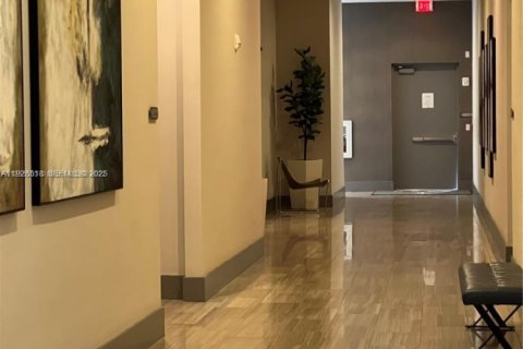 Propiedad comercial en alquiler en Doral, Florida, 1 dormitorio, 94.39 m2 № 1987891 - foto 5