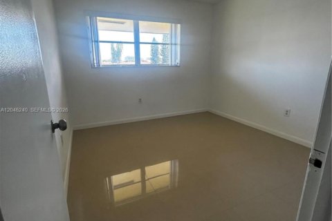 Copropriété à louer à Aventura, Floride: 2 chambres № 2271009 - photo 15