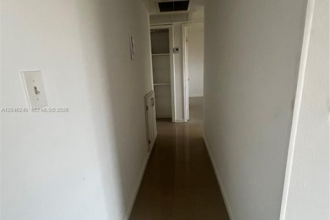 Copropriété à louer à Aventura, Floride: 2 chambres № 2271009 - photo 13