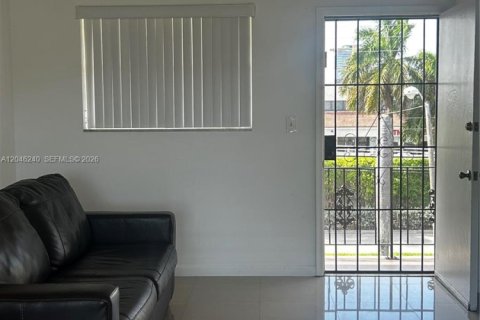 Copropriété à louer à Aventura, Floride: 2 chambres № 2271009 - photo 6