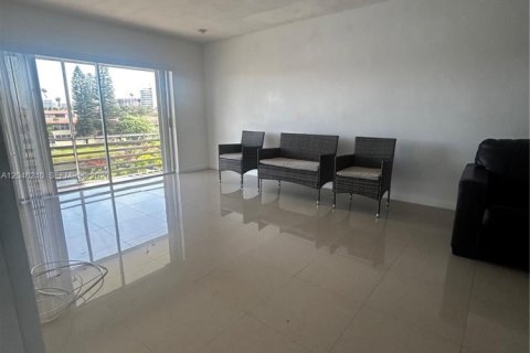Copropriété à louer à Aventura, Floride: 2 chambres № 2271009 - photo 7