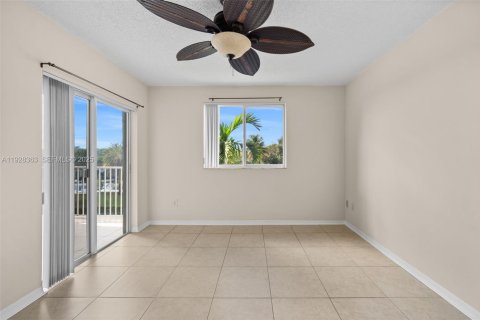 Купить кондоминиум в Дейви, Флорида 2 спальни, 104.42м2, № 1986806 - фото 15