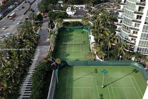 Condominio en venta en Sunny Isles Beach, Florida, 51.19 m2 № 1451051 - foto 21