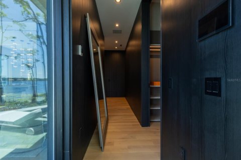 Купить виллу или дом в Уиндермир, Флорида 12 комнат, 599.87м2, № 2201156 - фото 29