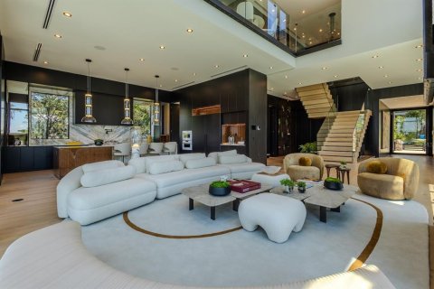 Купить виллу или дом в Уиндермир, Флорида 12 комнат, 599.87м2, № 2201156 - фото 22