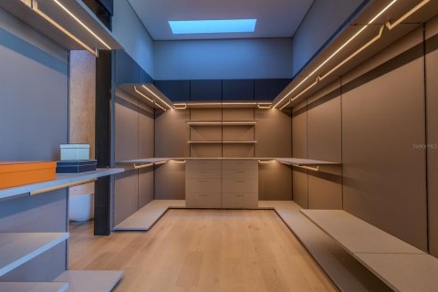 Купить виллу или дом в Уиндермир, Флорида 12 комнат, 599.87м2, № 2201156 - фото 30
