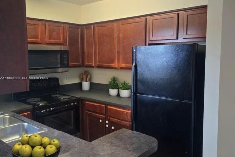Copropriété à vendre à Tamarac, Floride: 2 chambres, 89 m2 № 2091355 - photo 14