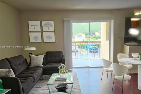 Copropriété à vendre à Tamarac, Floride: 2 chambres, 89 m2 № 2091355 - photo 10