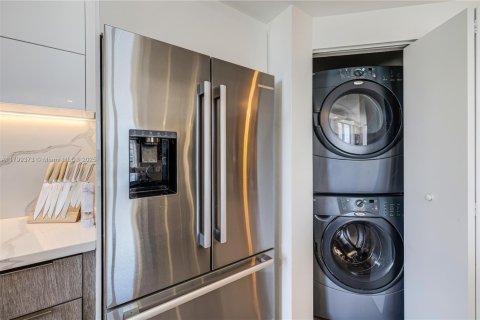 Copropriété à louer à Miami, Floride: 2 chambres, 116.78 m2 № 1959886 - photo 23