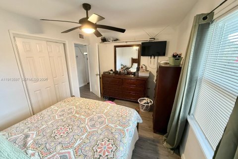 Снять в аренду квартиру в Форт-Лодердейл, Флорида 2 спальни, 67.35м2, № 1968882 - фото 12