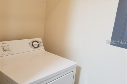 Condo in Tampa, Florida, 2 bedrooms № 2204334 - photo 13