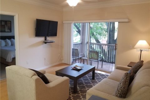 Condo in Tampa, Florida, 2 bedrooms № 2204334 - photo 5