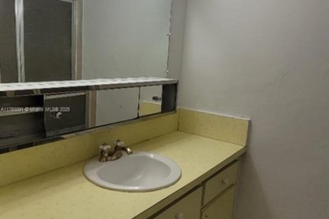 Купить кондоминиум в Майами, Флорида 2 спальни, 96.62м2, № 1497317 - фото 5