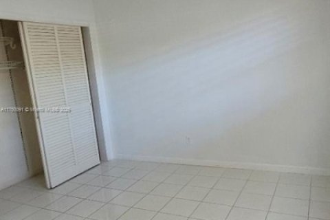 Купить кондоминиум в Майами, Флорида 2 спальни, 96.62м2, № 1497317 - фото 6