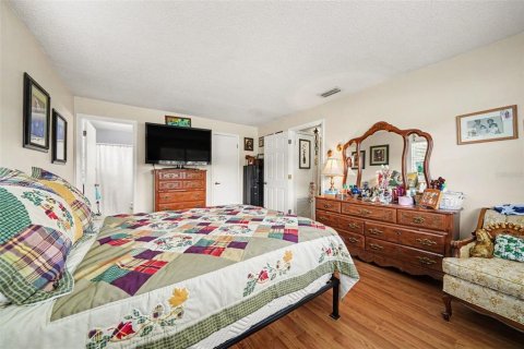House in Deltona, Florida 2 bedrooms, 130.43 sq.m. № 2356645 - photo 15