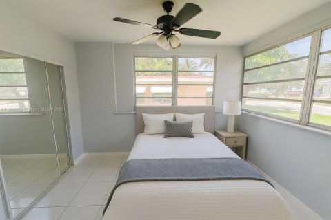 Casa en venta en Tamarac, Florida, 3 dormitorios, 121.05 m2 № 1896536 - foto 5