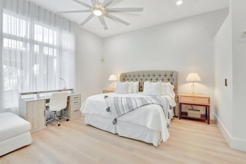 House in Boca Raton, Florida 3 bedrooms, 208.75 sq.m. № 2392130 - photo 19