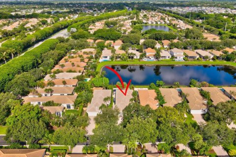 House in Boca Raton, Florida 3 bedrooms, 208.75 sq.m. № 2392130 - photo 3