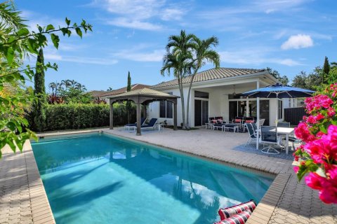 House in Boca Raton, Florida 3 bedrooms, 208.75 sq.m. № 2392130 - photo 30