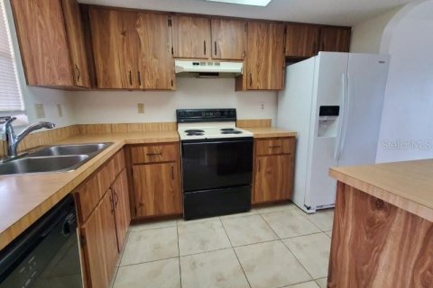 Condo in Punta Gorda, Florida, 2 bedrooms № 2219473 - photo 23