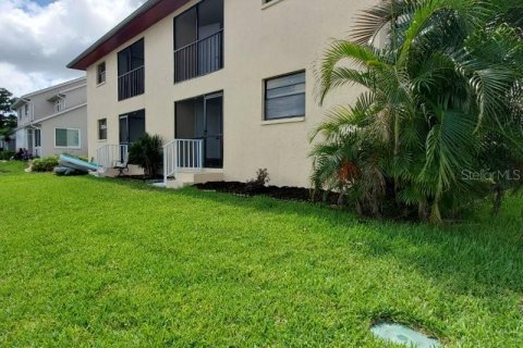 Condo in Punta Gorda, Florida, 2 bedrooms № 2219473 - photo 7