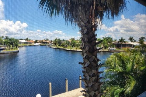 Condo in Punta Gorda, Florida, 2 bedrooms № 2219473 - photo 6