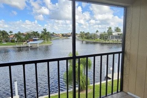 Condo in Punta Gorda, Florida, 2 bedrooms № 2219473 - photo 3