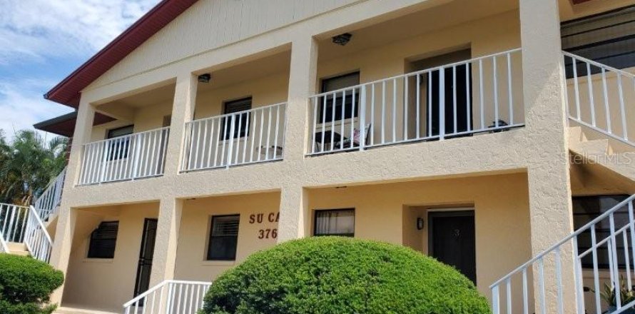 Condo in Punta Gorda, Florida, 2 bedrooms № 2219473