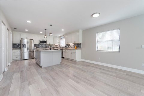 House in Palm Coast, Florida 3 bedrooms, 228.63 sq.m. № 1848582 - photo 19
