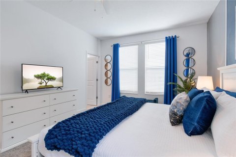 Villa ou maison à vendre à Kissimmee, Floride: 6 chambres, 310.57 m2 № 1767800 - photo 17