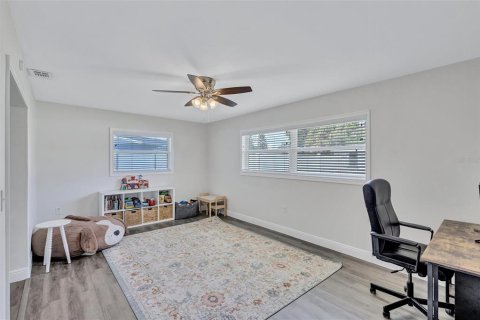 Casa en venta en Saint Petersburg, Florida, 3 dormitorios, 130.81 m2 № 2381007 - foto 16