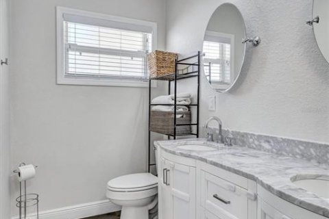 Casa en venta en Saint Petersburg, Florida, 3 dormitorios, 130.81 m2 № 2381007 - foto 23