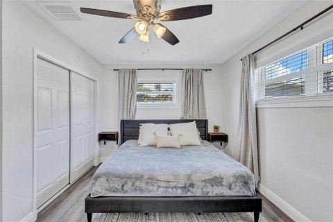Casa en venta en Saint Petersburg, Florida, 3 dormitorios, 130.81 m2 № 2381007 - foto 20