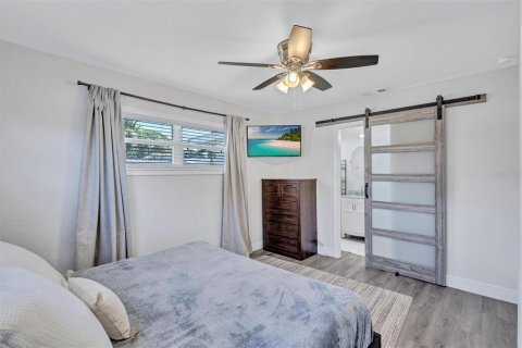 Casa en venta en Saint Petersburg, Florida, 3 dormitorios, 130.81 m2 № 2381007 - foto 19