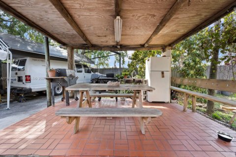 Villa ou maison à vendre à Cutler Bay, Floride: 3 chambres, 179.12 m2 № 2049552 - photo 24