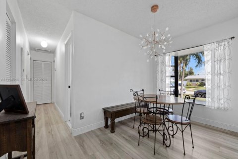 Villa ou maison à vendre à Cutler Bay, Floride: 3 chambres, 179.12 m2 № 2049552 - photo 14