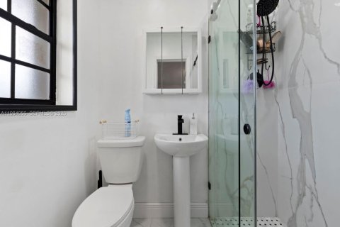 Villa ou maison à vendre à Cutler Bay, Floride: 3 chambres, 179.12 m2 № 2049552 - photo 19