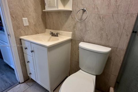 Снять в аренду коммерческую недвижимость в Майами, Флорида 46.45м2, № 1991690 - фото 14