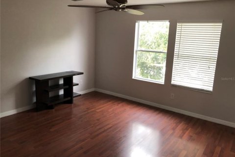 Villa ou maison à louer à Orlando, Floride: 3 chambres, 205.13 m2 № 2431624 - photo 6