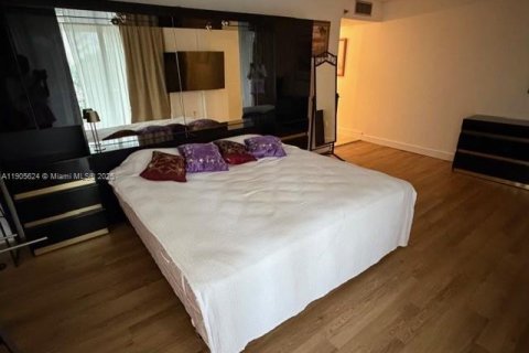 Снять в аренду кондоминиум в Санни-Айлс-Бич, Флорида 2 спальни, 139.54м2, № 1956240 - фото 18